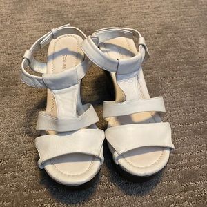 Sweet white Costume National wood wedges. Size 36